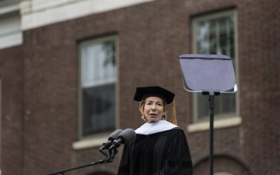 “Gail Sheehy Urges Class of 2016: ‘Dare to Care’”